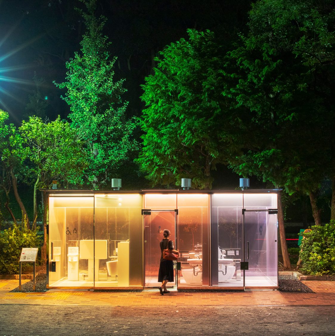 Shigeru Ban Toilet